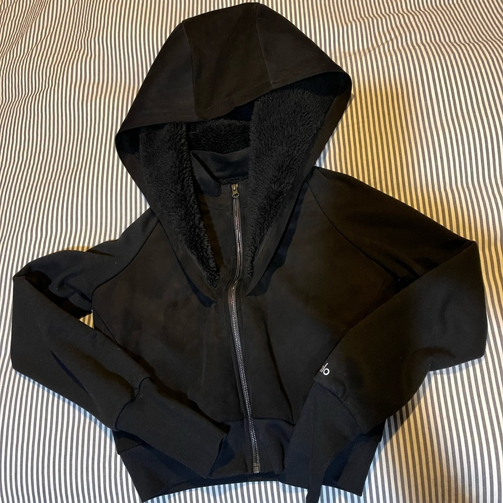 alo yoga jacket